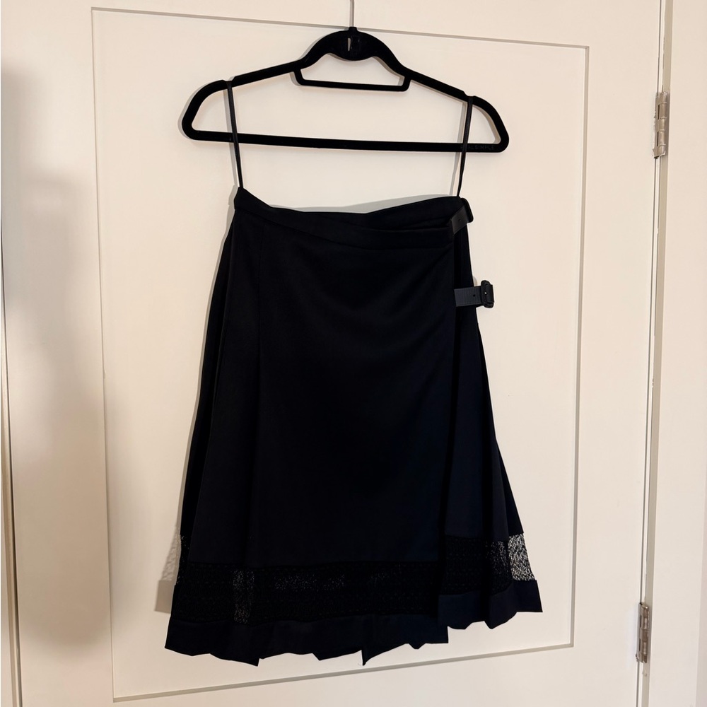 Burberry Black A-Line Skirt with Side Buckle